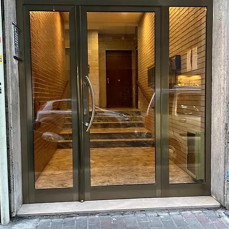 Manzoni Artist 아파트 바리